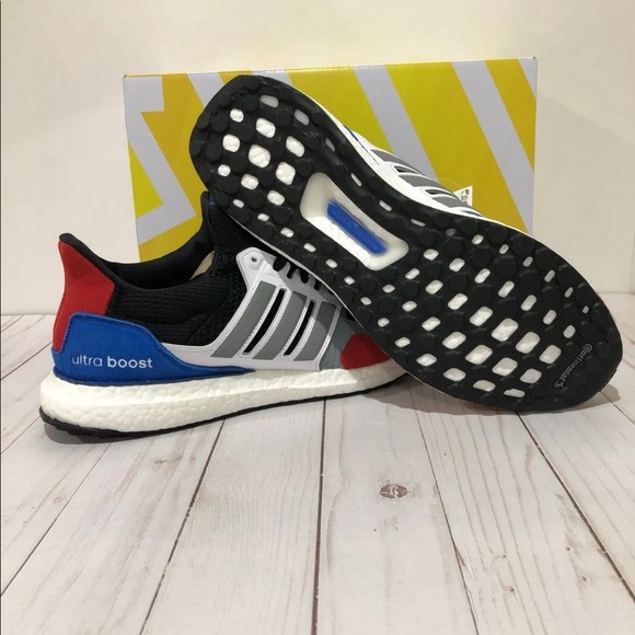 ADIDAS UltraBOOST S&L Leather Running Training - Picture 7 of 8